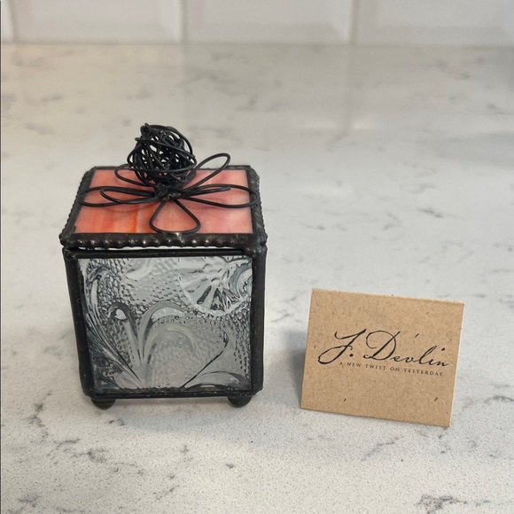 J Devlin stained and etched glass trinket box - Picture 1 of 9
